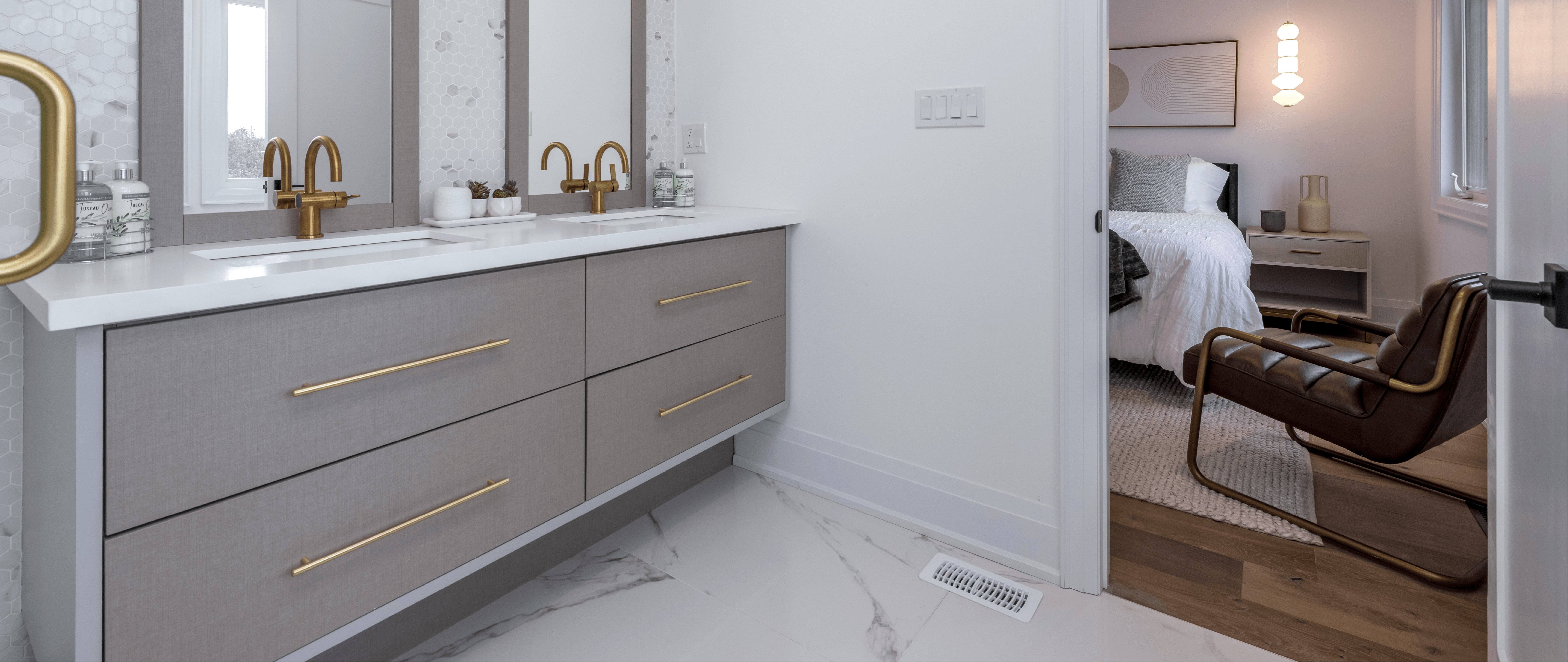 luxury bathroom